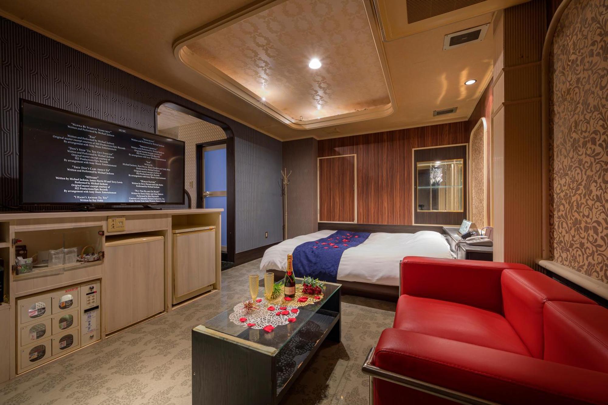 Hotel Mobilia (Adults Only) Цуруґашіма Екстер'єр фото