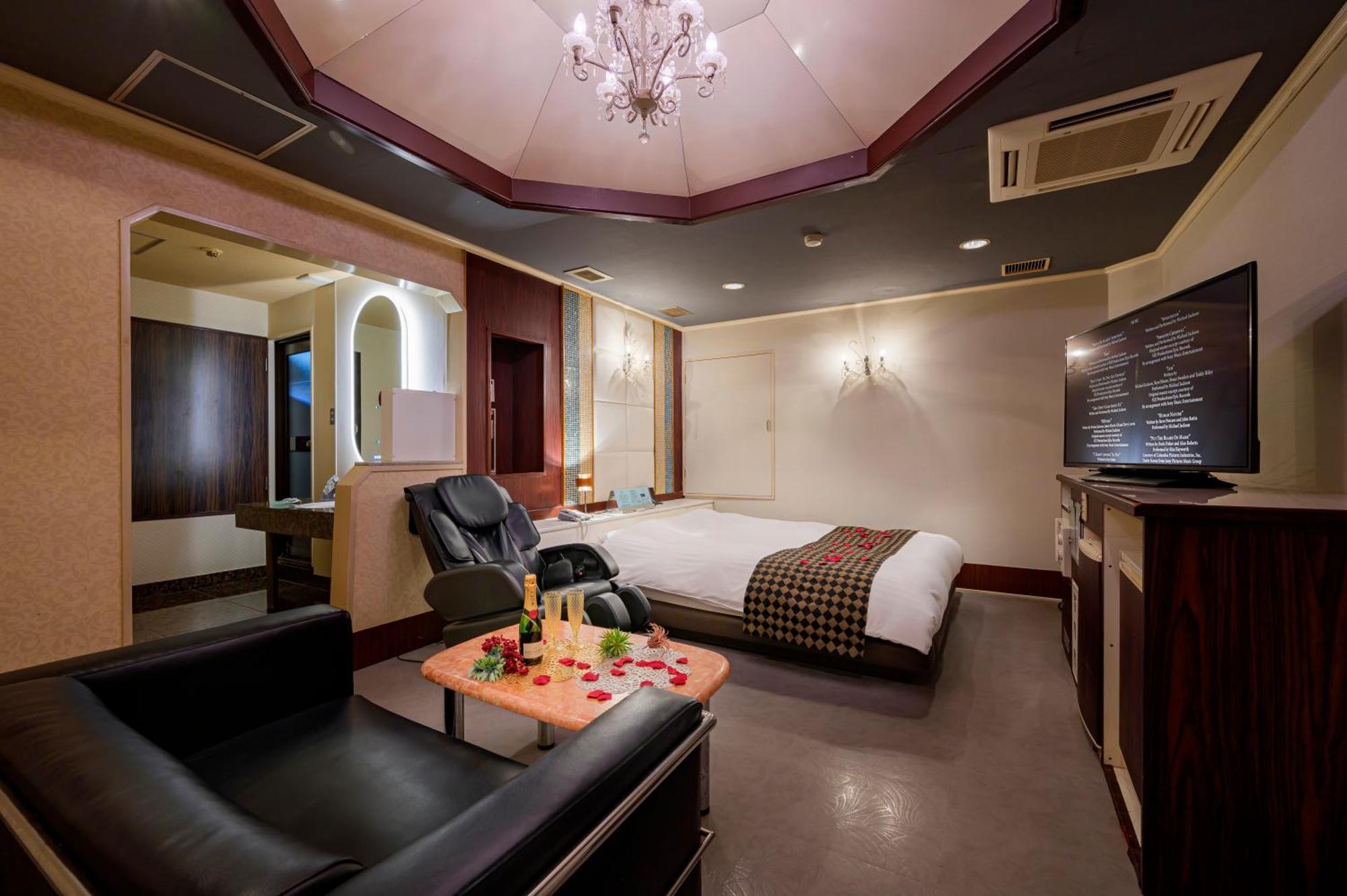 Hotel Mobilia (Adults Only) Цуруґашіма Екстер'єр фото