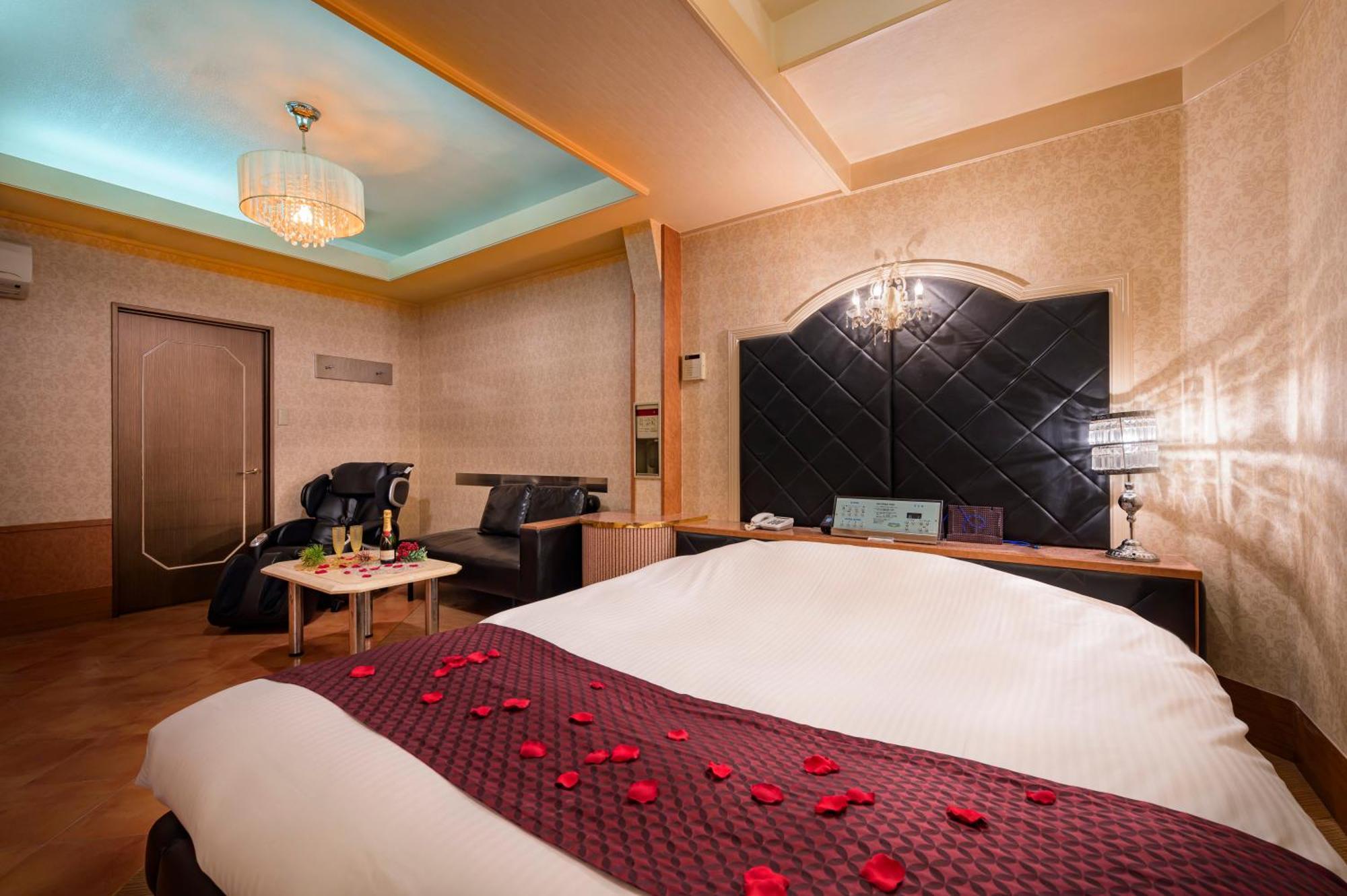 Hotel Mobilia (Adults Only) Цуруґашіма Екстер'єр фото